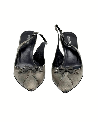 Miu Miu Kittenheels distressed Leder mit Schleifen-Detail (37)