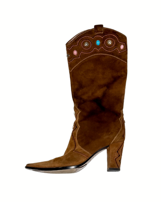 Sergio Rossi Wildleder-Cowboystiefel in Braun mit Schmucksteinen und Blockabsatz