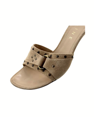 Celine Kitten Heels mit beiger Schnalle und Nieten (36)